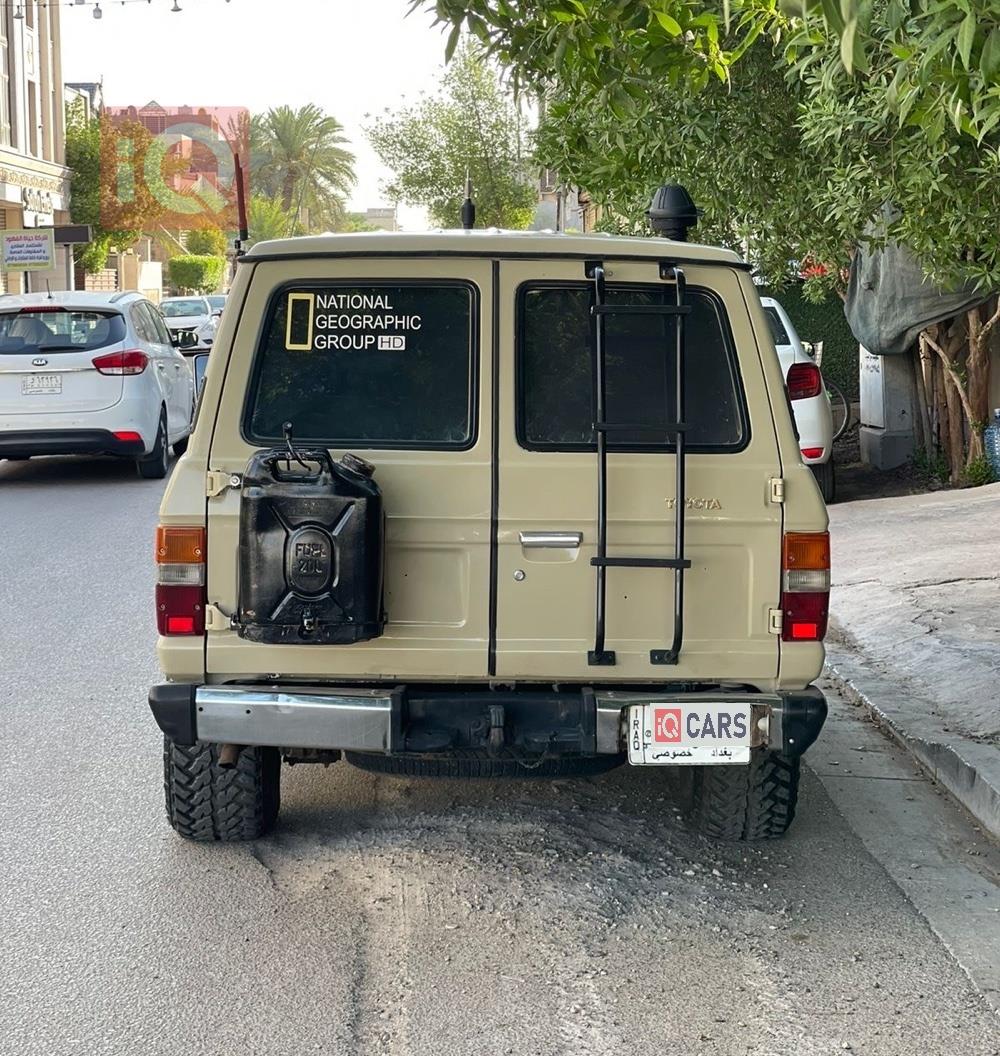 تويوتا لاندكروزر
